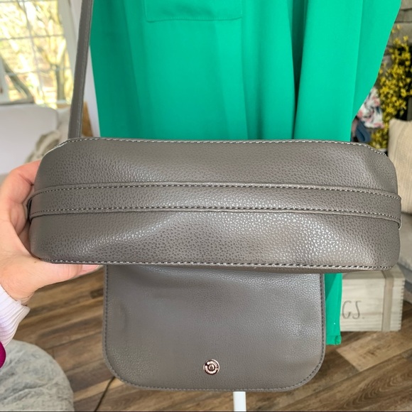 Crossbody Women’s Shoulder Purse Grey Faux Leather - Picture 11 of 15